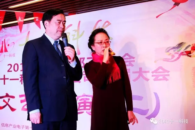 14-趙振元、張小平夫婦合唱《長(zhǎng)江之歌》.webp.jpg
